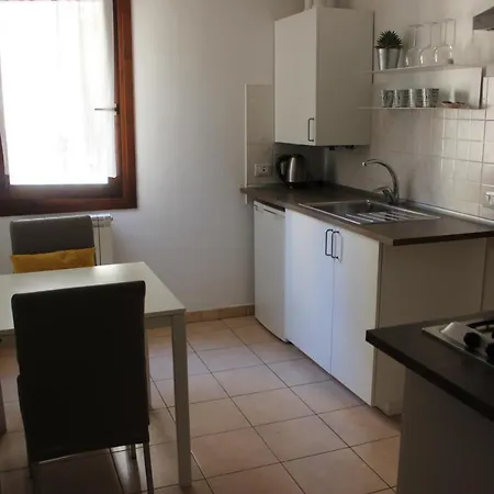 Giorgetta 2-3 Piano Apartment